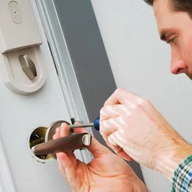 Neighborhood Locksmith Store Cincinnati, OH 513-494-3036 - door-unlock